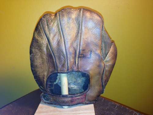 Spalding Fielders Mitt Back